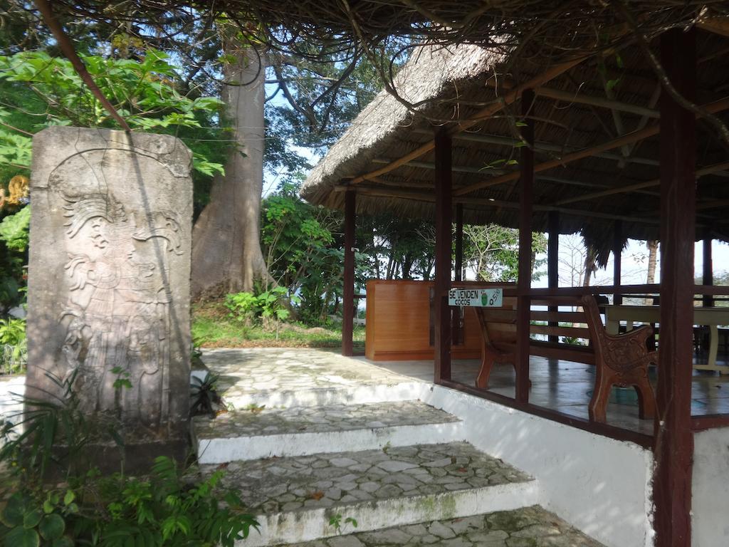 פלורס Hotel Santa Barbara Tikal מראה חיצוני תמונה